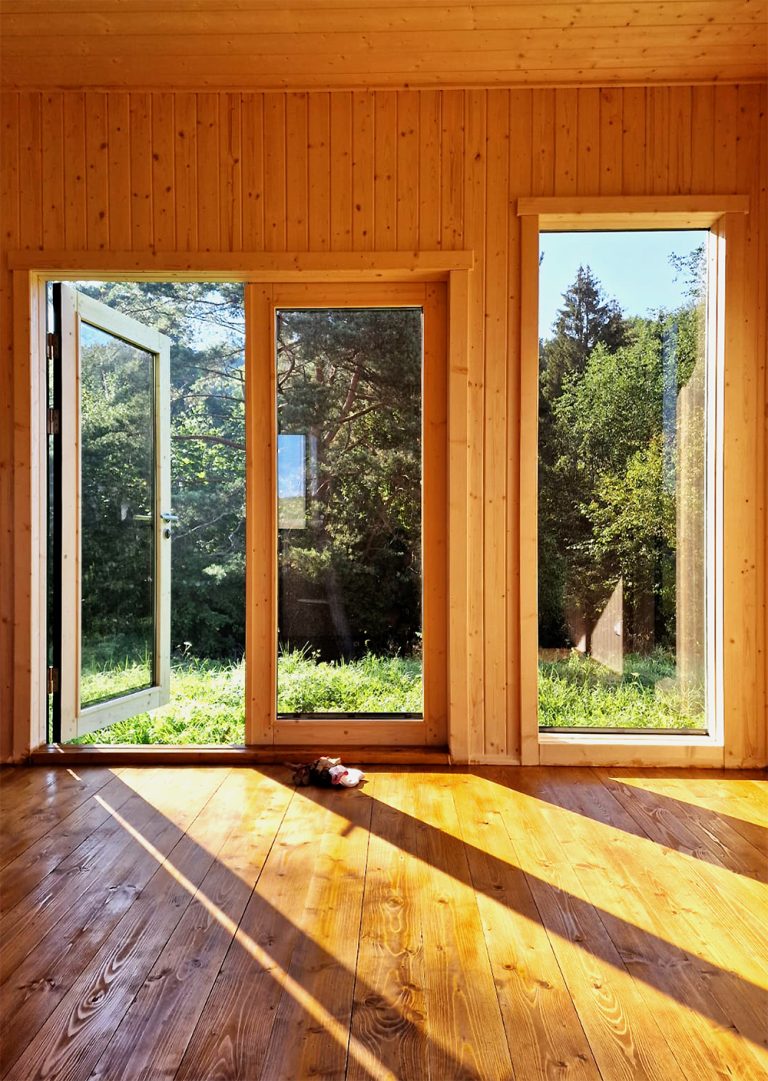 TImber frame sauna interior